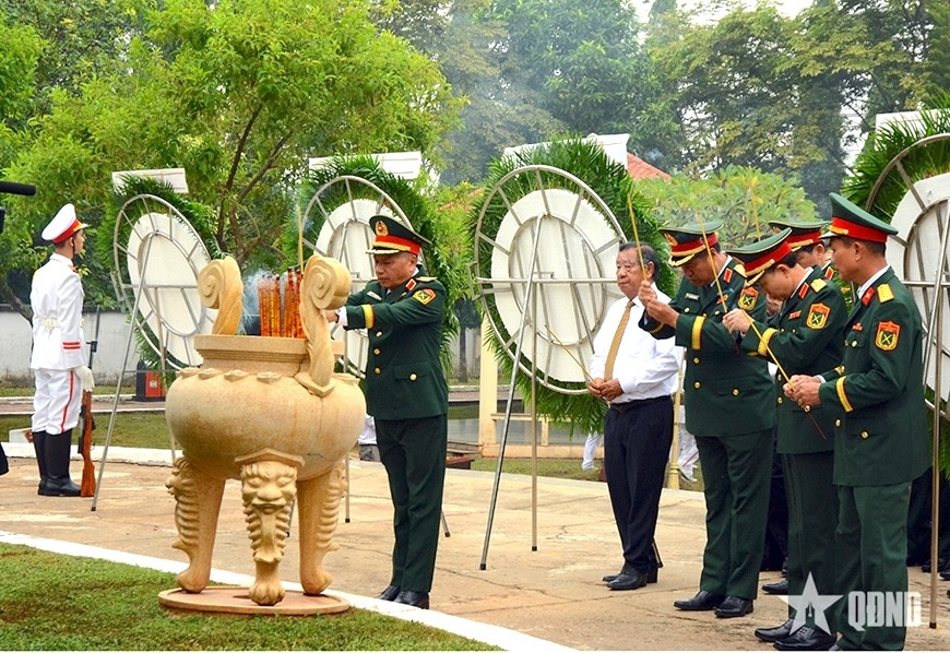 Đại tướng Nguyễn Trọng Nghĩa 2.jpg