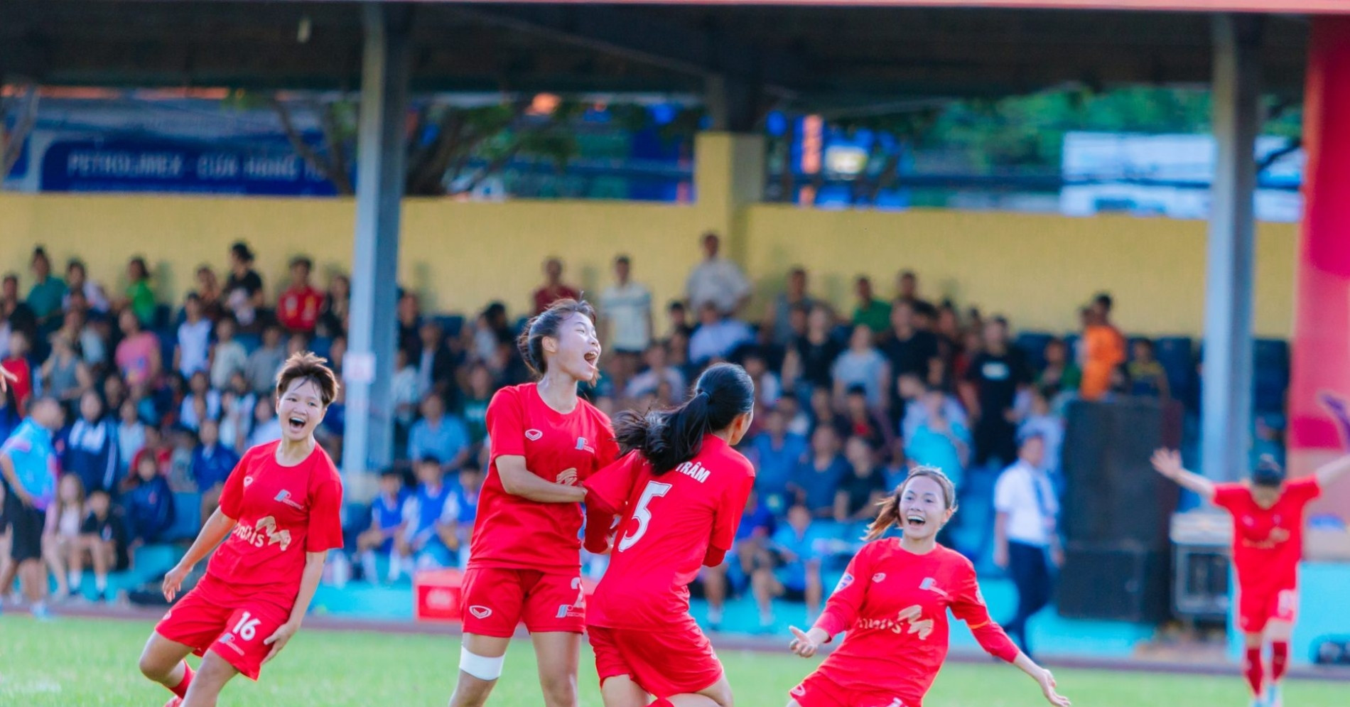 Hà Nội và Hà Nam tăng tốc ở giải U16 nữ quốc gia