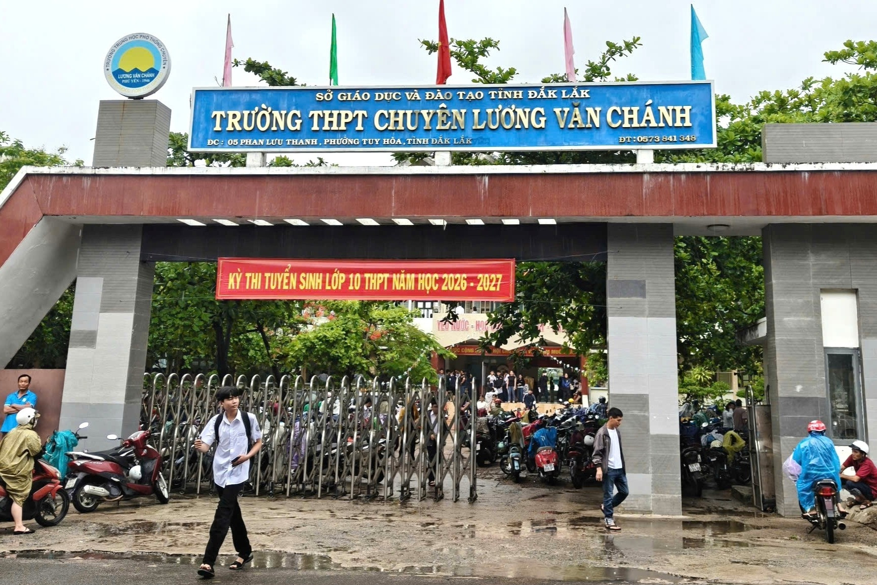 Hiệu trưởng lý giải thí sinh 3 điểm/môn đỗ lớp 10 Trường THPT Chuyên Lương Văn Chánh
