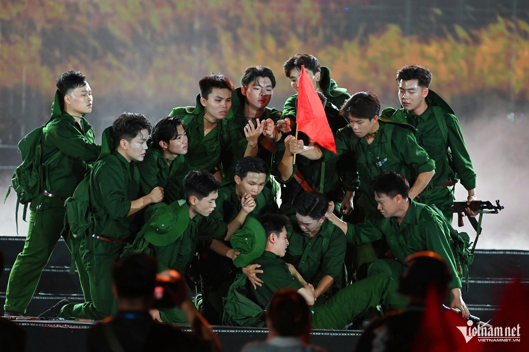https://static-images.vnncdn.net/vps_images_publish/000001/000003/2026/7/25/w-anh-3-29.jpeg