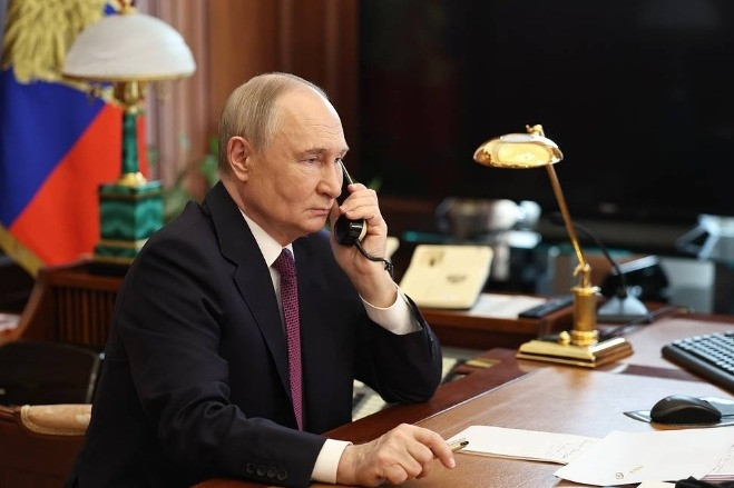 Điện Kremlin tiết lộ về thói quen dùng điện thoại của Tổng thống Nga Putin