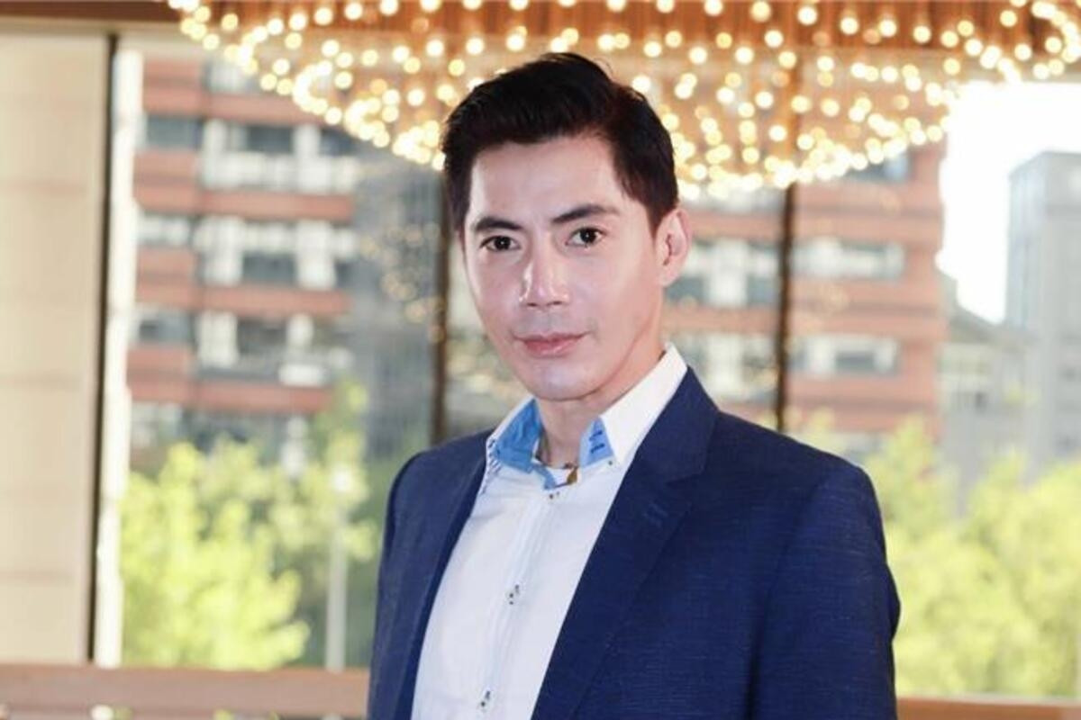 Diễn viên Vương Khải đột ngột qua đời ở tuổi 44 tại nhà riêng