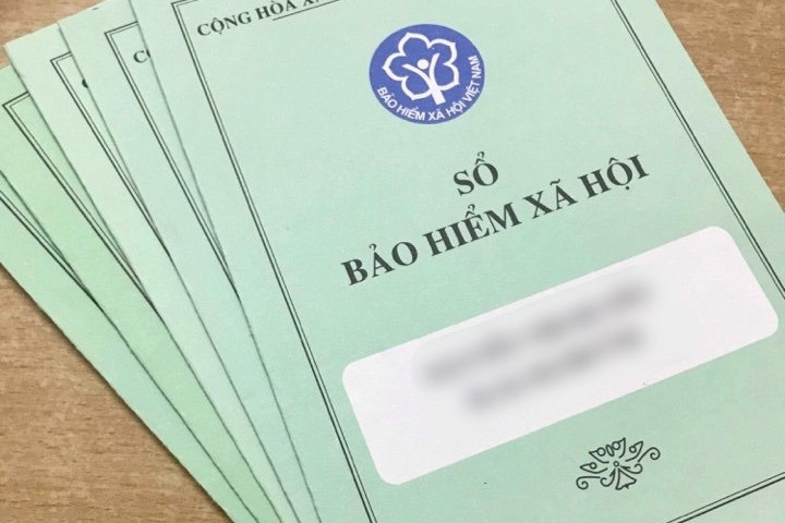 Đóng BHXH 28 năm, mắc bệnh hiểm nghèo được nghỉ hưu sớm hay rút một lần?