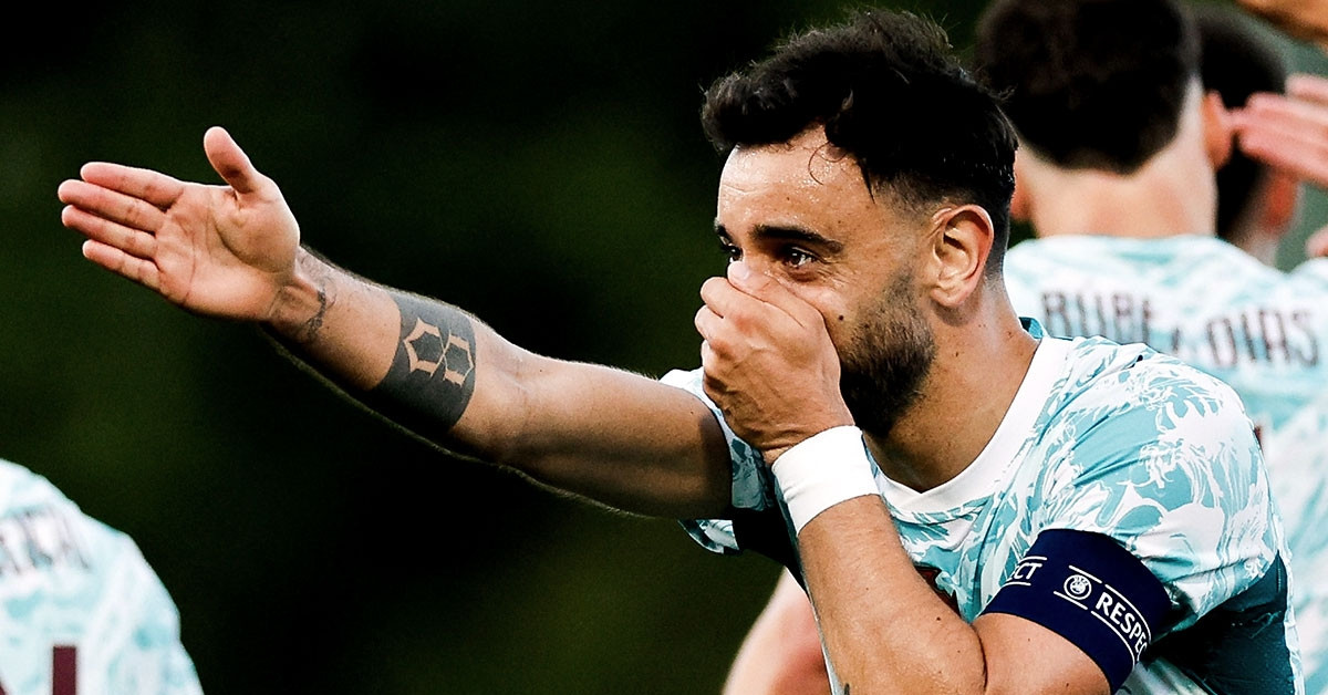 Gatalatasaray hỏi mua Bruno Fernandes khiến MU dao động