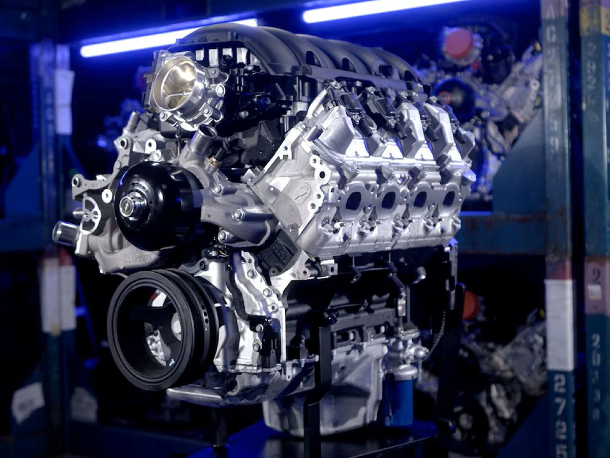GM V8 6.6L L8T.jpg