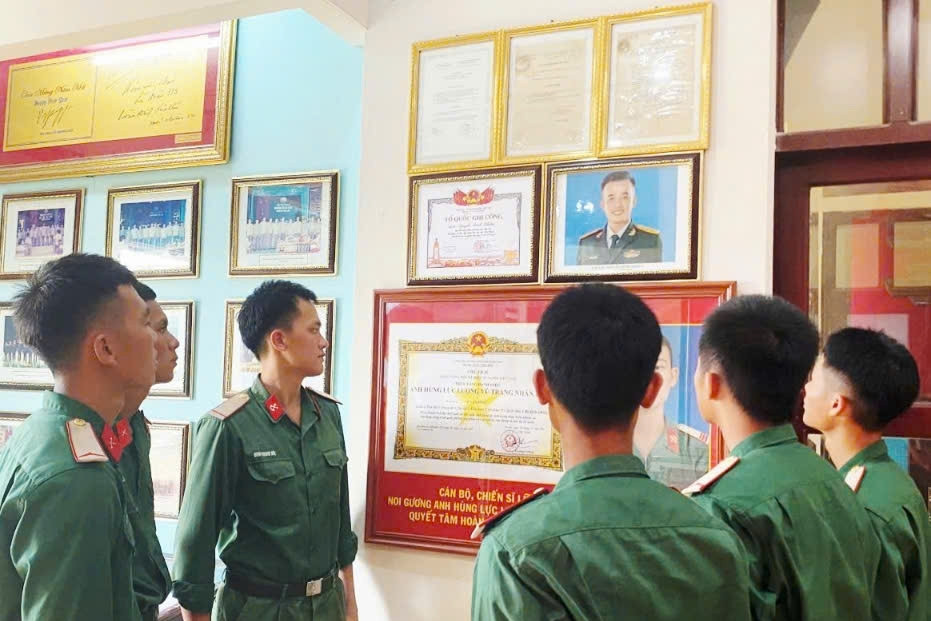 Liệt sĩ giữa thời bình: Đại đội trưởng 27 tuổi nằm lại giữa tâm bão