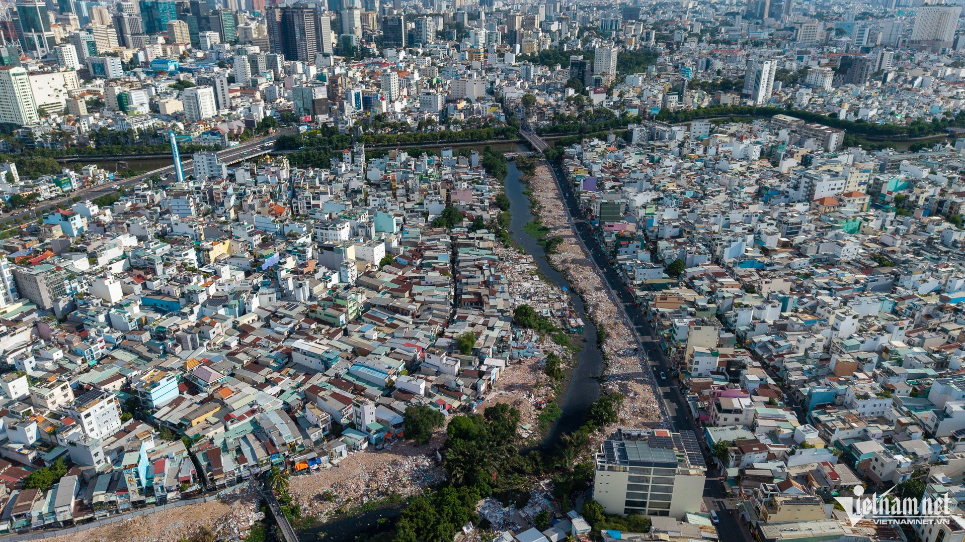 W-Những căn nhà siêu mỏng, siêu nhỏ   Tuấn Hùng 66.jpg