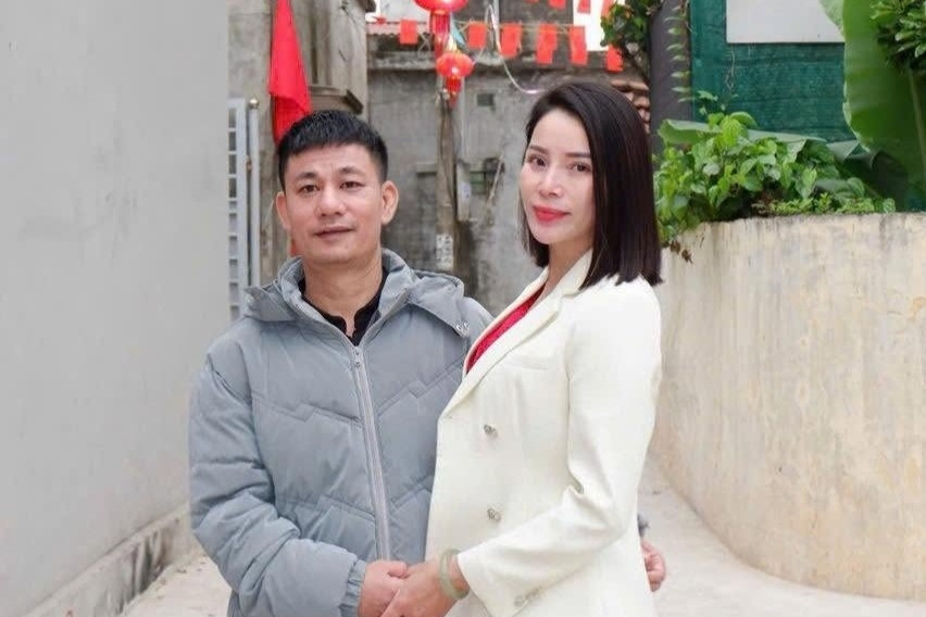 Chồng đột quỵ vì nhiều thói quen xấu, vợ bán nhà xưởng để giữ bố cho con