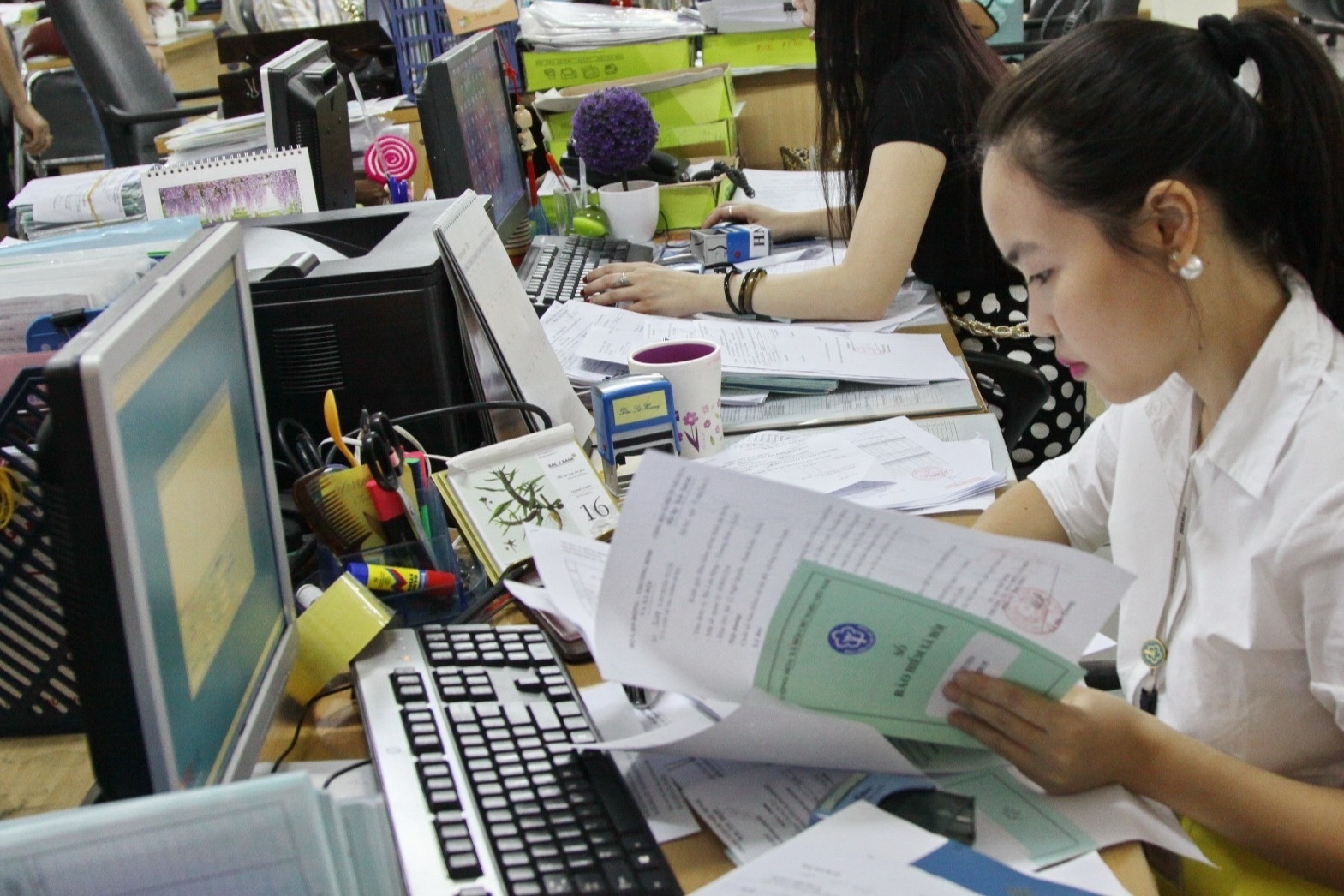 Quy định mới về bảo hiểm xã hội bắt buộc với chủ hộ kinh doanh và người lao động