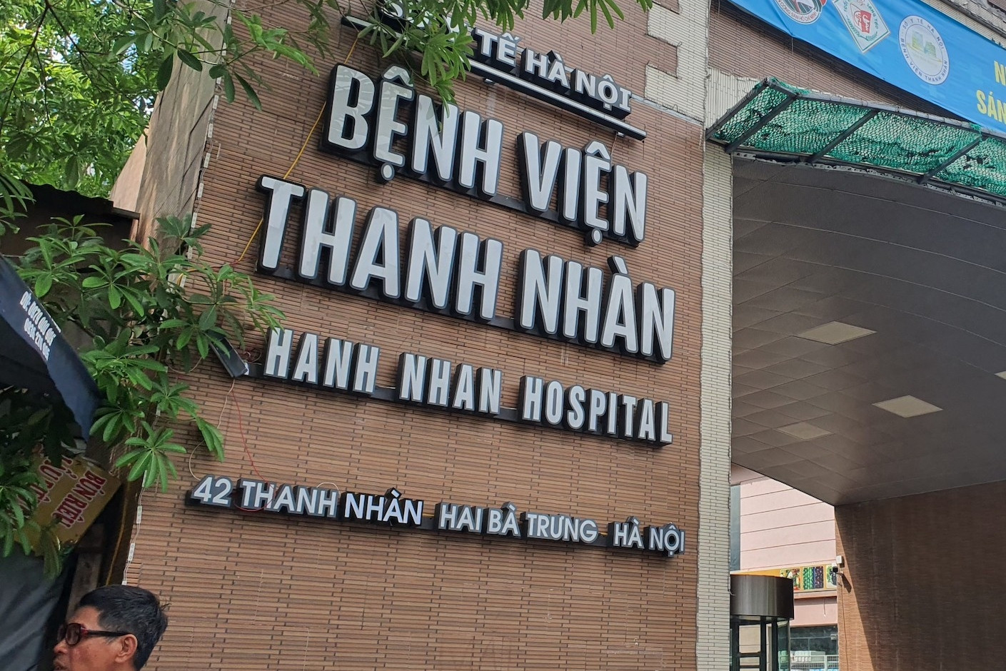 Sản phụ Hà Nội tố bị liệt hai chân sau mổ lấy thai, Bệnh viện Thanh Nhàn nói gì?