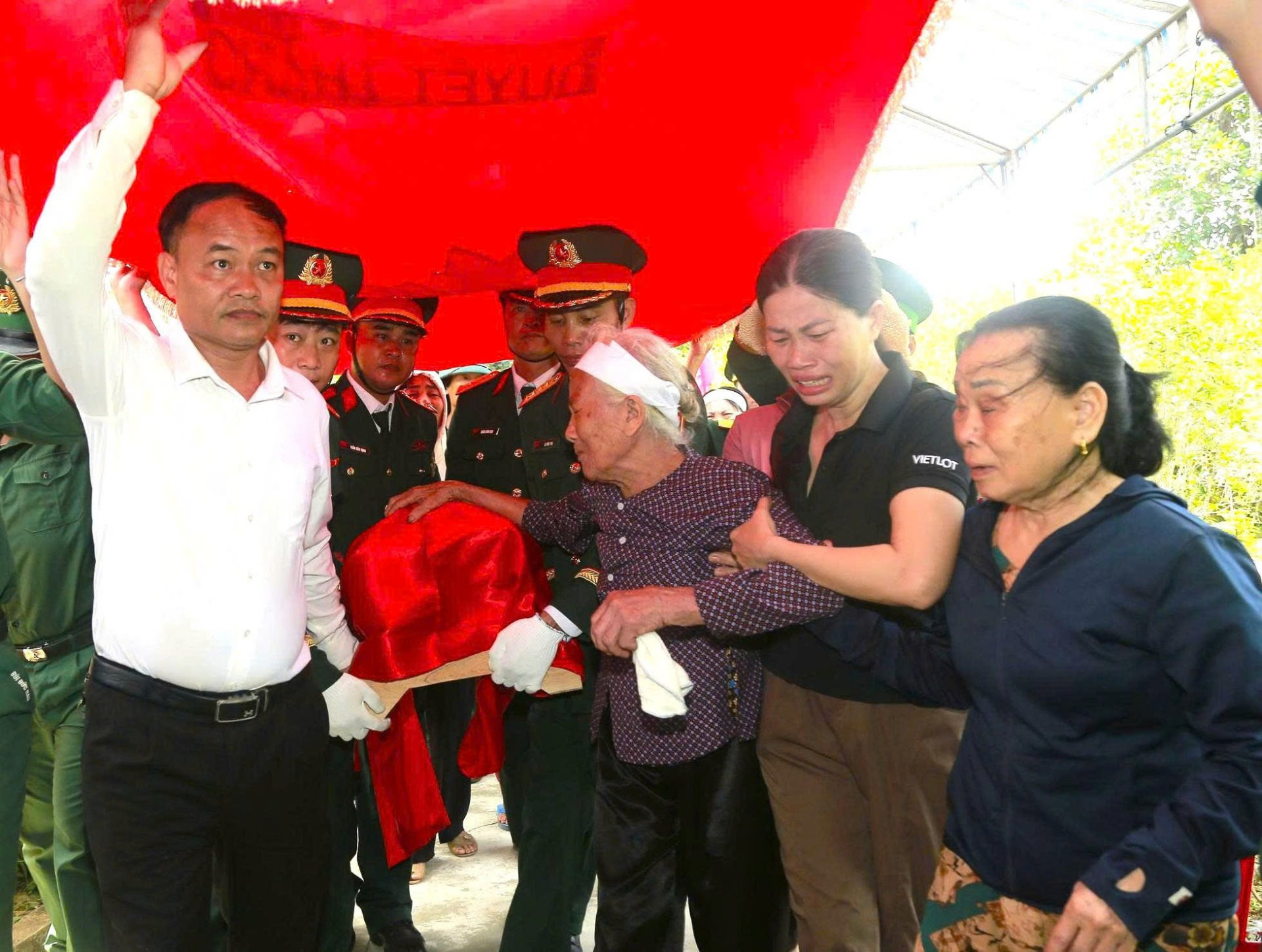 a bà Đường2.jpg
