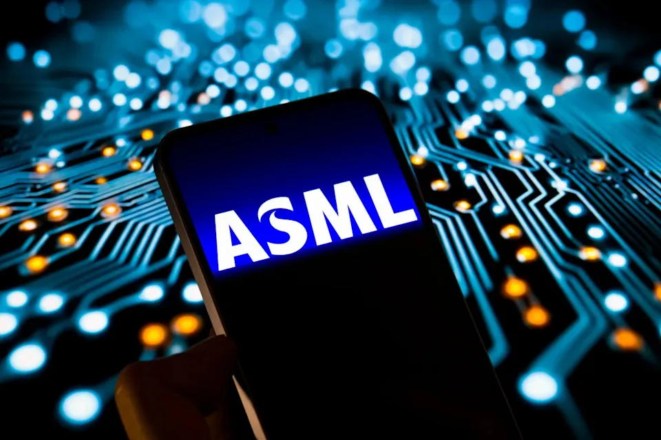 ASML 3.png