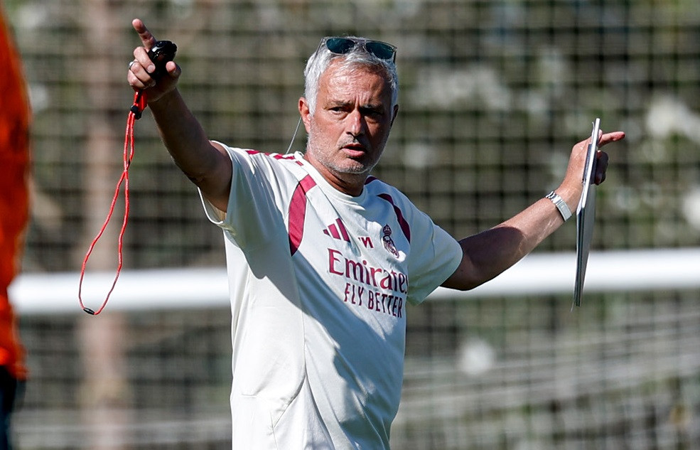 Mourinho RMFC.jpg