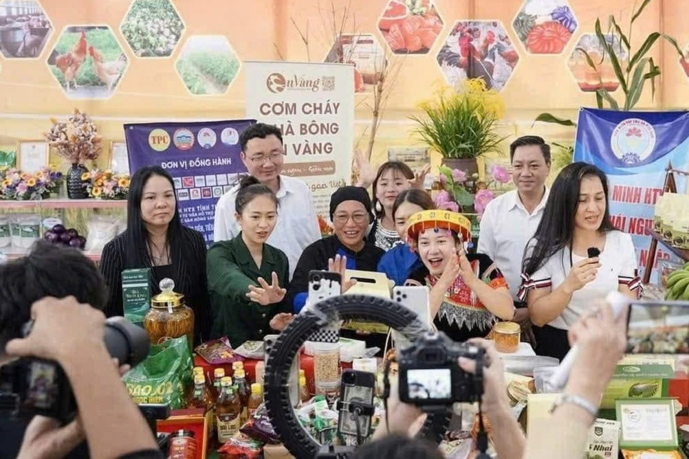 Tuần lễ OCOP Khánh Hòa mở rộng cơ hội giảm nghèo thông tin cho nông dân