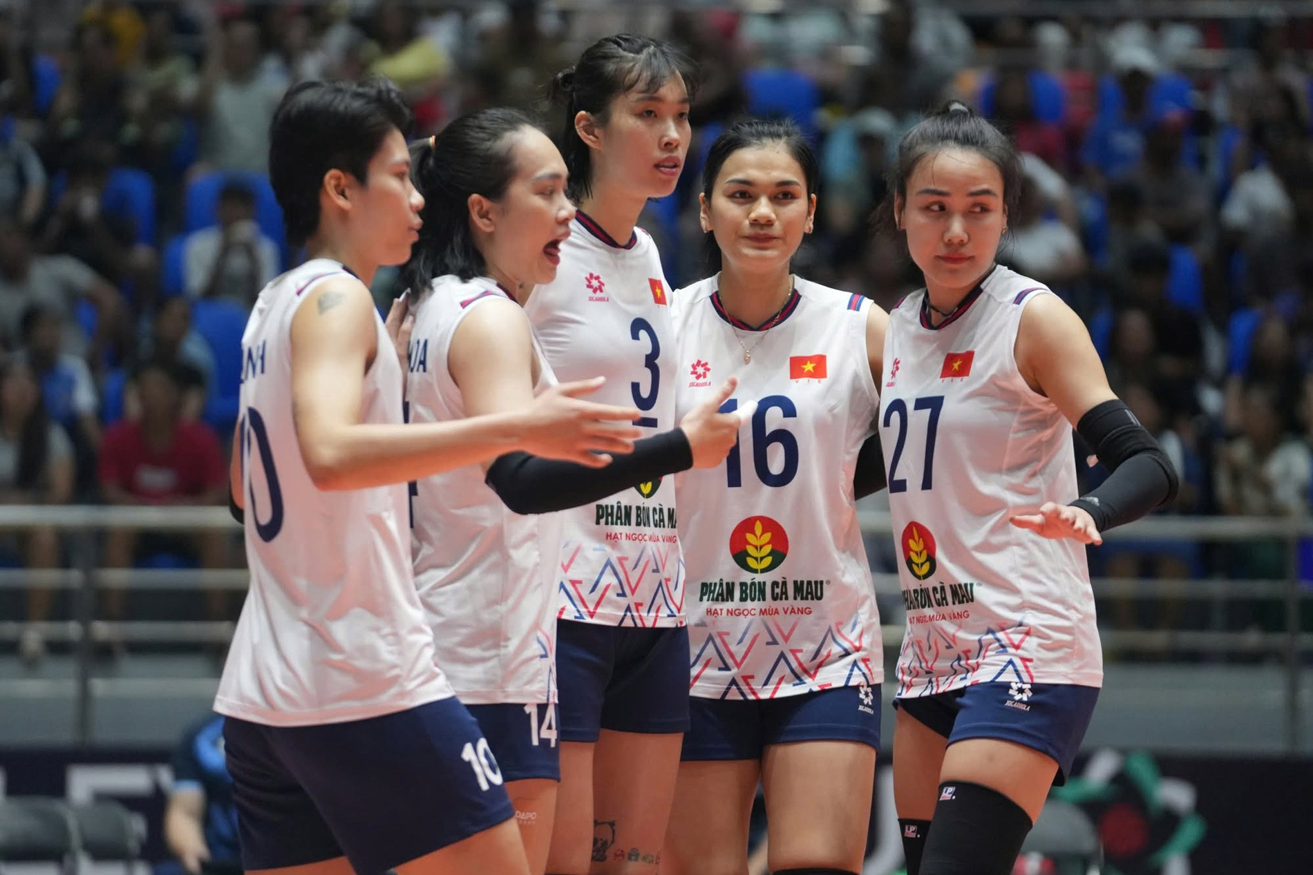Tuyển bóng chuyền nữ Việt Nam thay đổi danh sách trước SEA V Cup