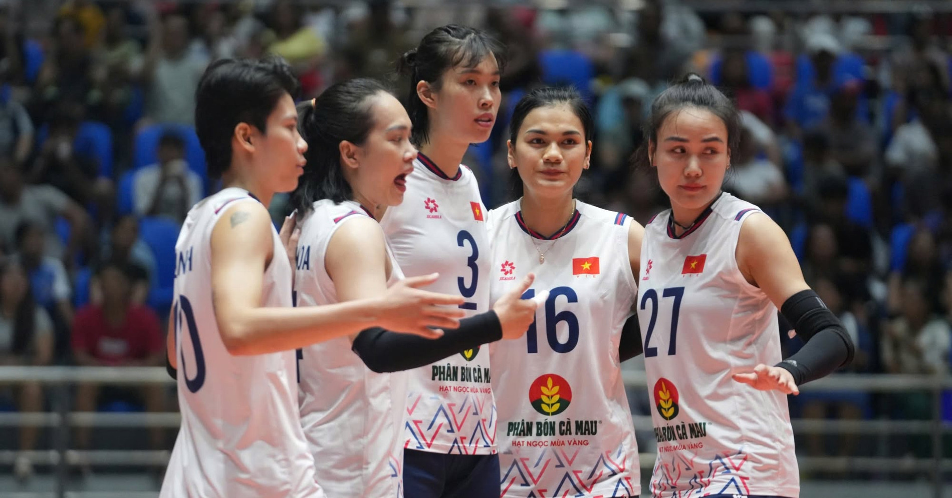 Tuyển bóng chuyền nữ Việt Nam thay đổi danh sách trước SEA V Cup