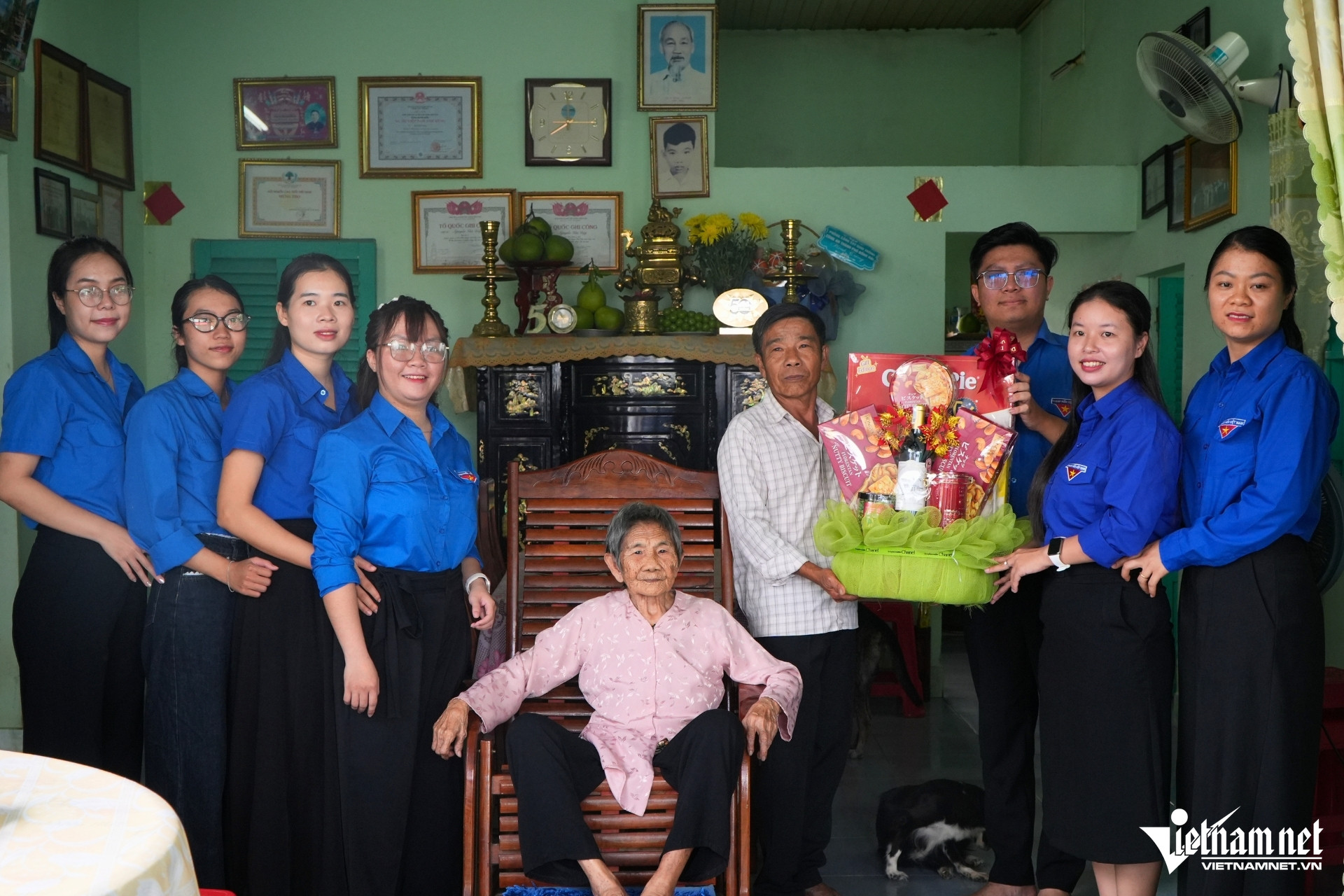 W-ho thi vang 5.jpg
