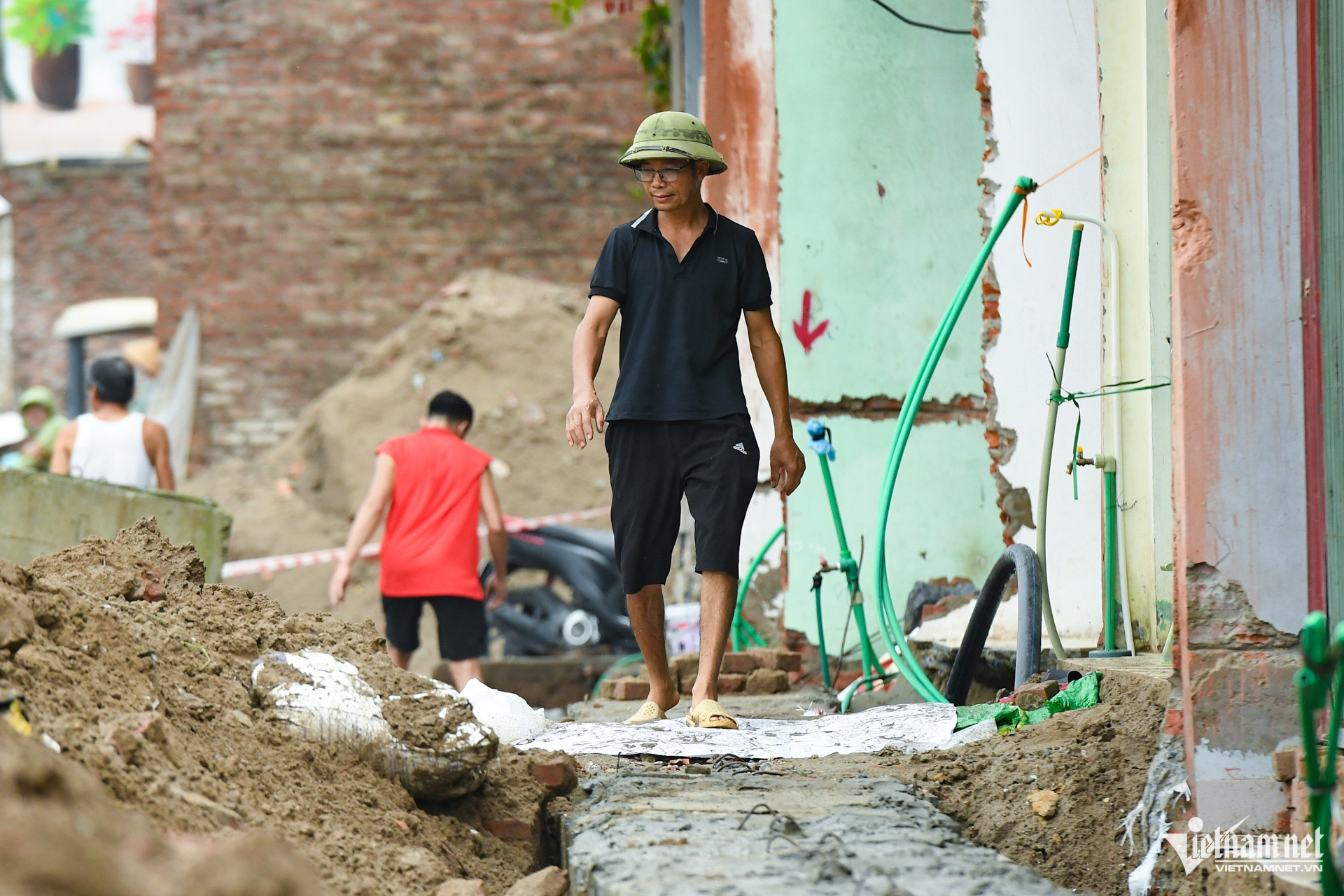W-quoc lo 21b   giai phong mat bang (30).jpg