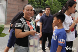 https://static-images.vnncdn.net/vps_images_publish/000001/000003/2026/7/28/w-sua-tuyet-van-nam-33jpg-2526.jpg