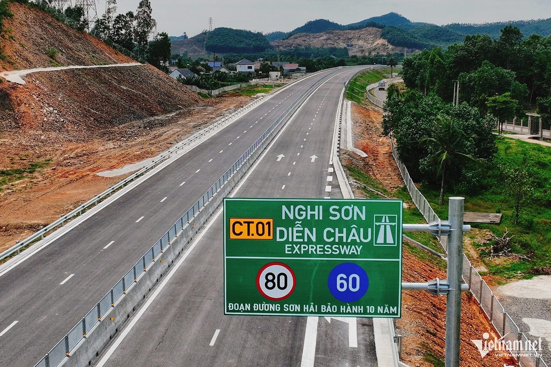 Không thể để đường Bắc - Nam mang danh 'cao tốc', xe chạy như quốc lộ