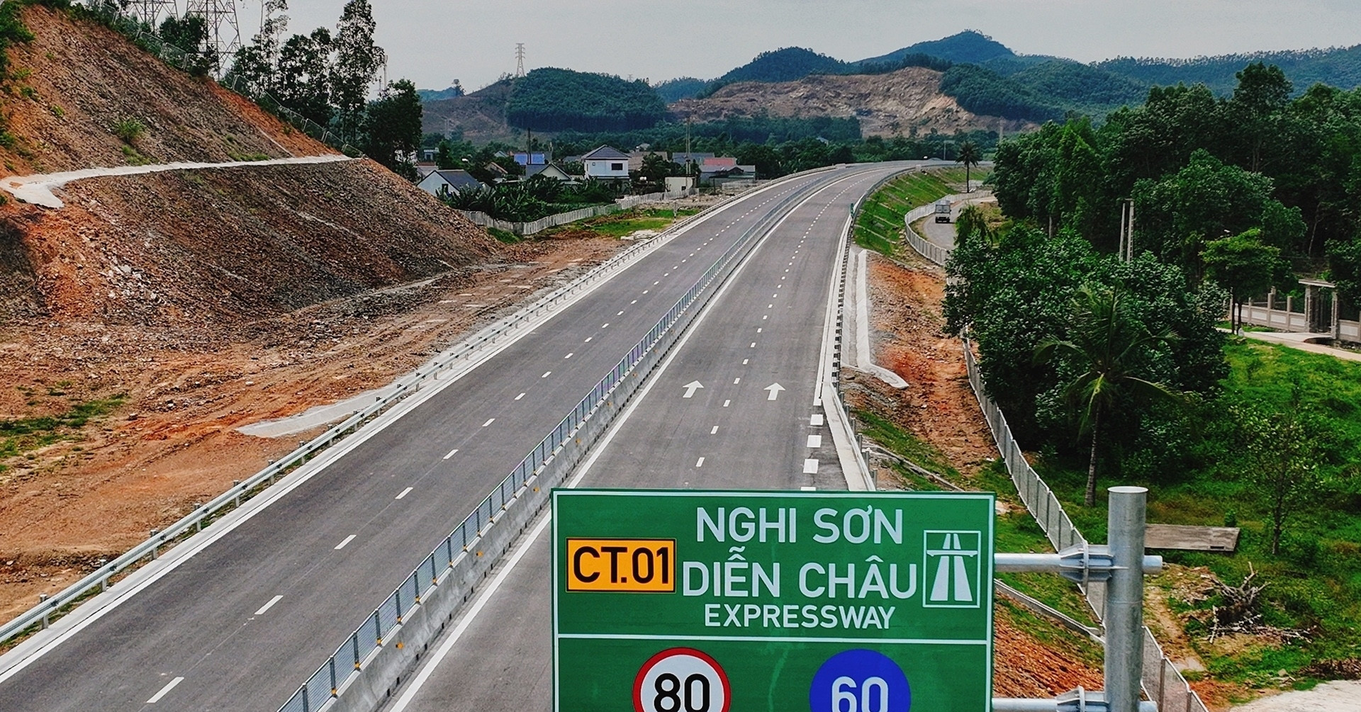 Không thể để đường Bắc - Nam mang danh &amp;apos;cao tốc&amp;apos;, xe chạy như quốc lộ