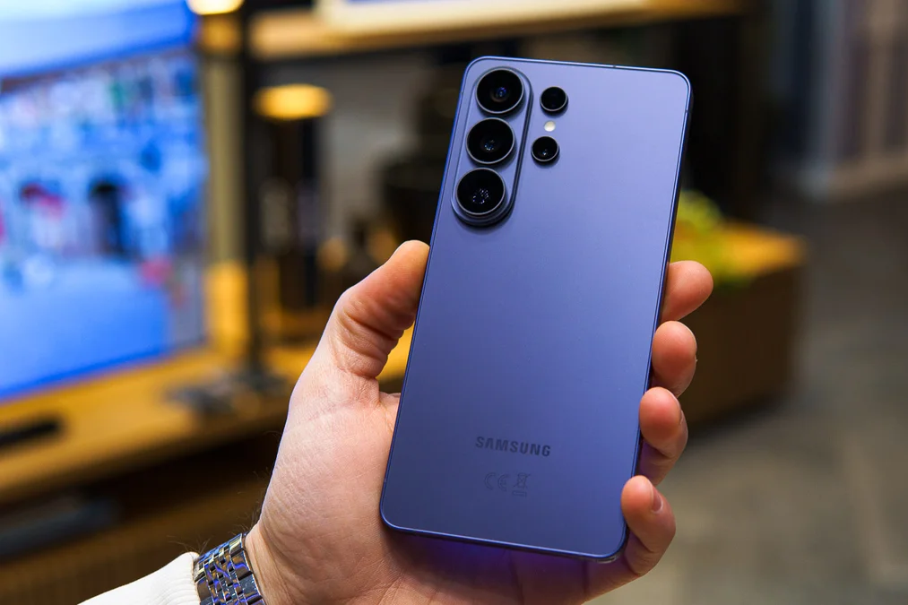 Mở ứng dụng nhanh trên Samsung bằng phím nguồn