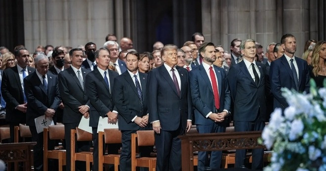 Ông Trump và các nhà lãnh đạo thế giới tham dự lễ tang cố Thượng nghị sĩ Graham