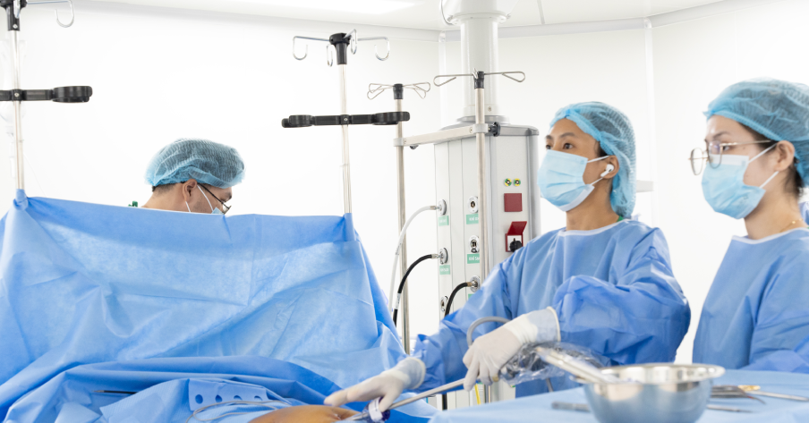 Sau cơn đau bụng dữ dội, người đàn ông buộc phải cắt mật