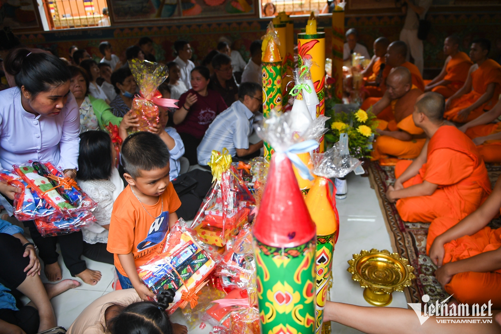 W- chùa khmer TPHCM dâng y Nguyễn Huế 22.jpg