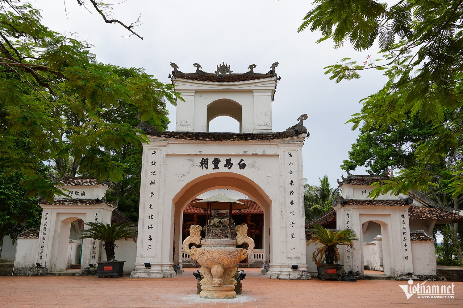 W-đền bạch mã.JPG.jpg