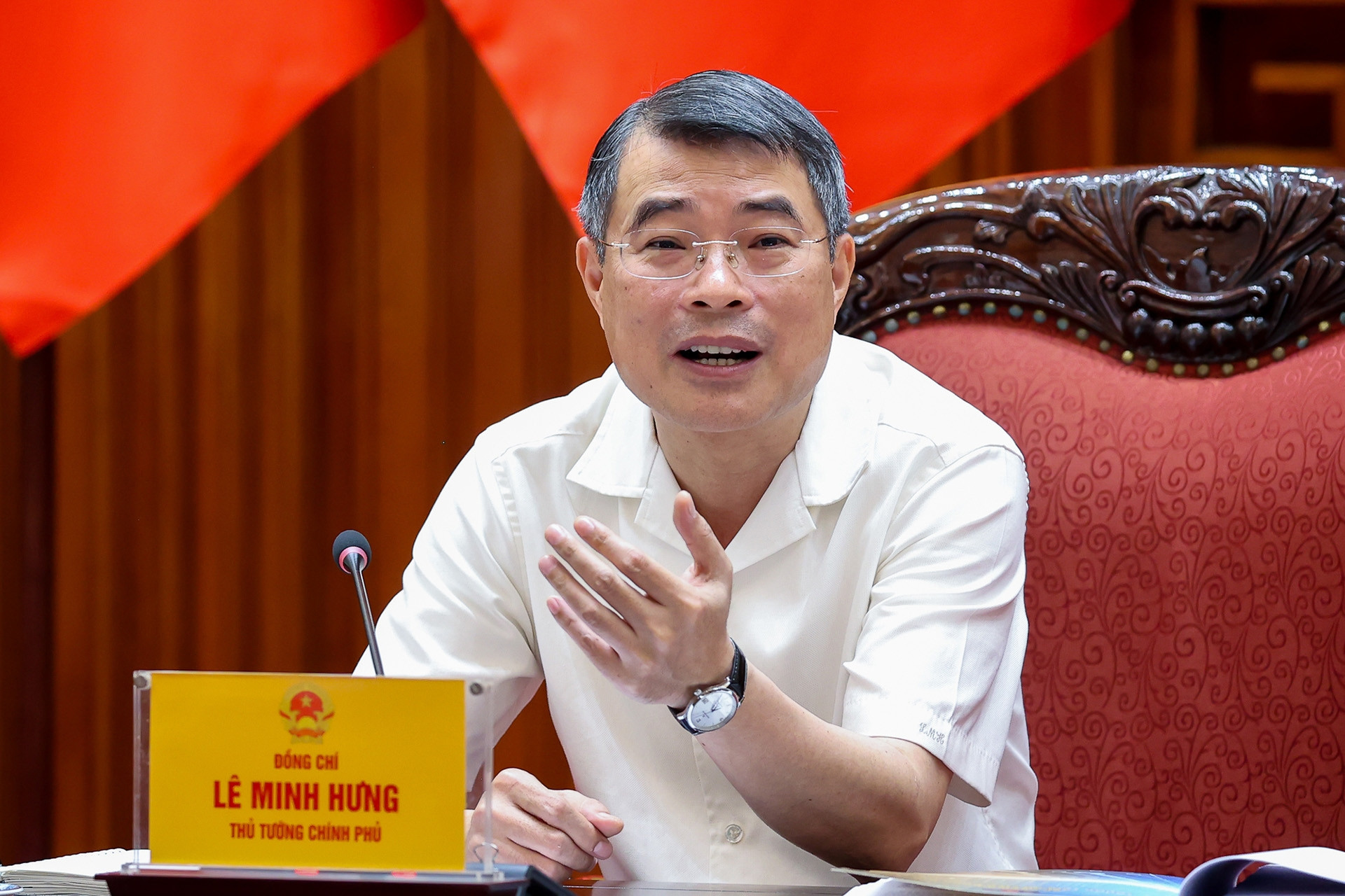 Thủ tướng yêu cầu các bộ trưởng chịu trách nhiệm đến cùng về chất lượng dữ liệu