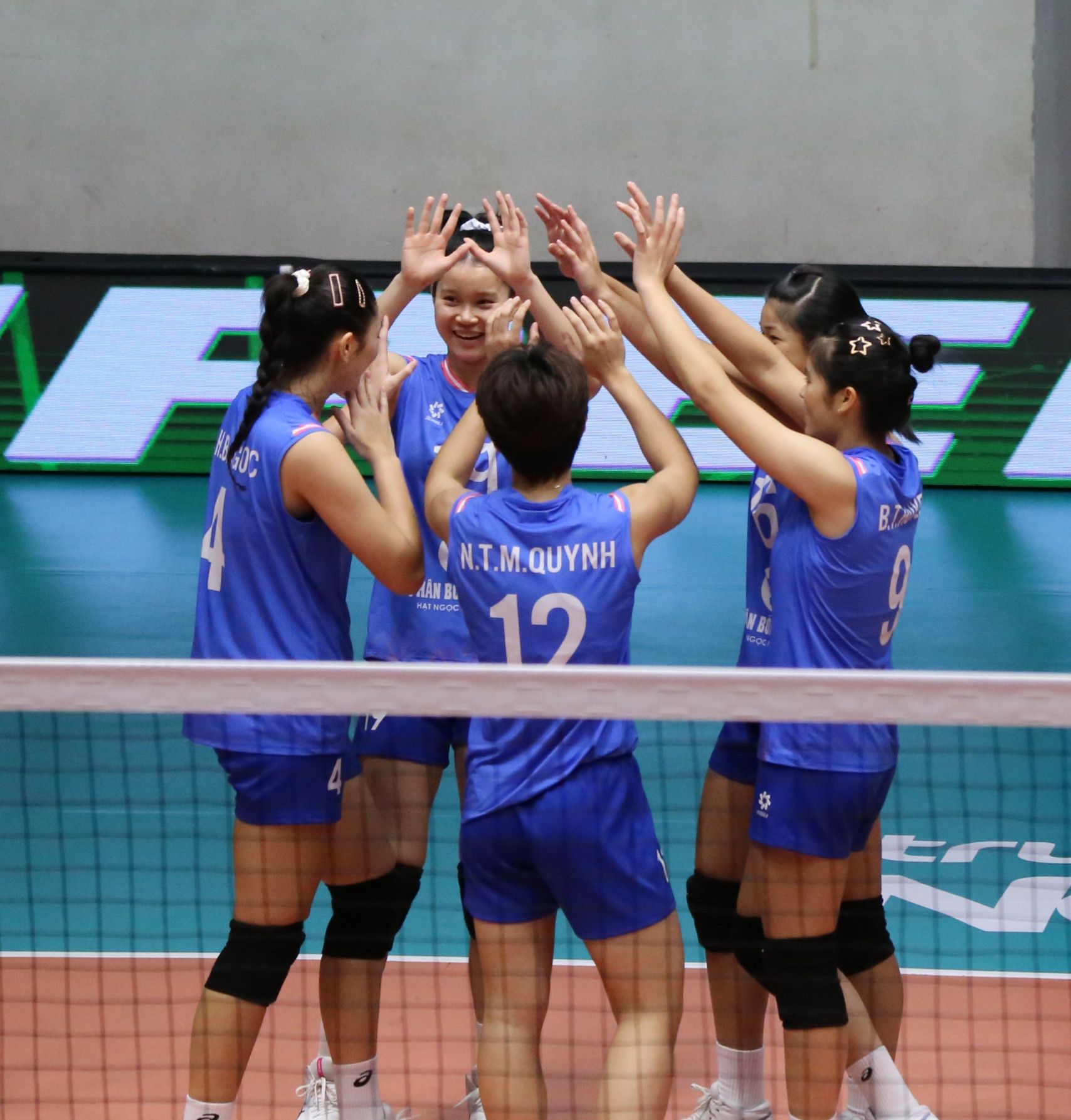 tuyen bong chuyen u18 nu viet nam an do 3.jpg