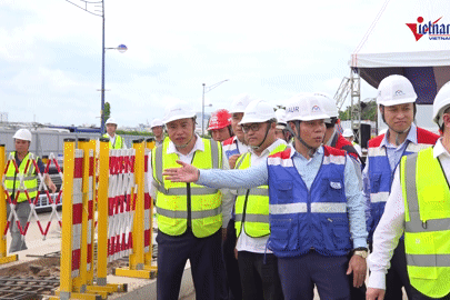 Tuyến Metro số 2 có bước tiến mới, người dân TP.HCM mong sớm giảm ùn tắc