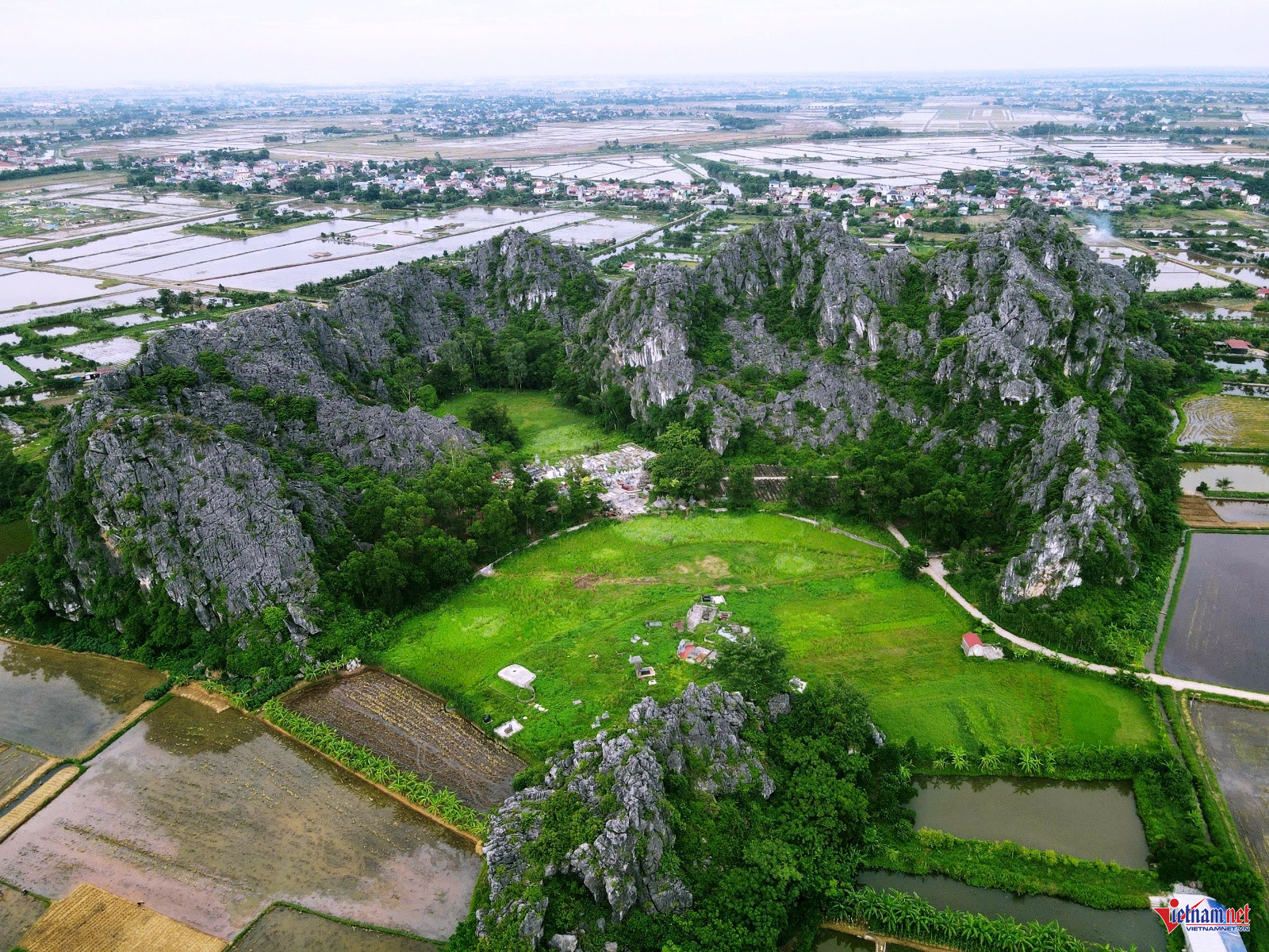 W-Mán bạc 3.jpg