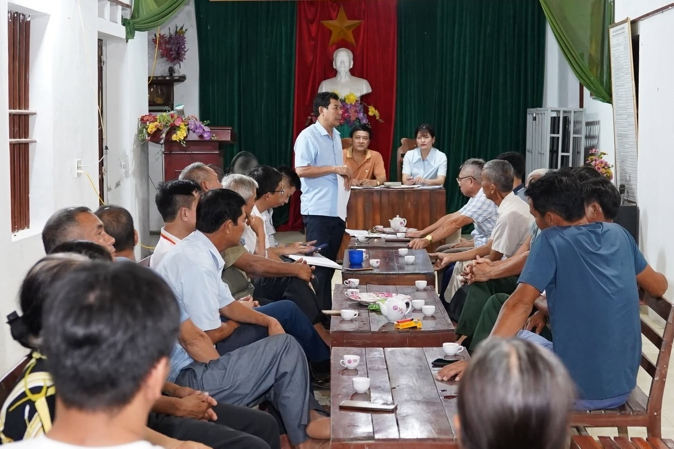 Chủ tịch Thanh Hóa Tô Anh Dũng yêu cầu giảm họp, tăng thời gian xuống cơ sở