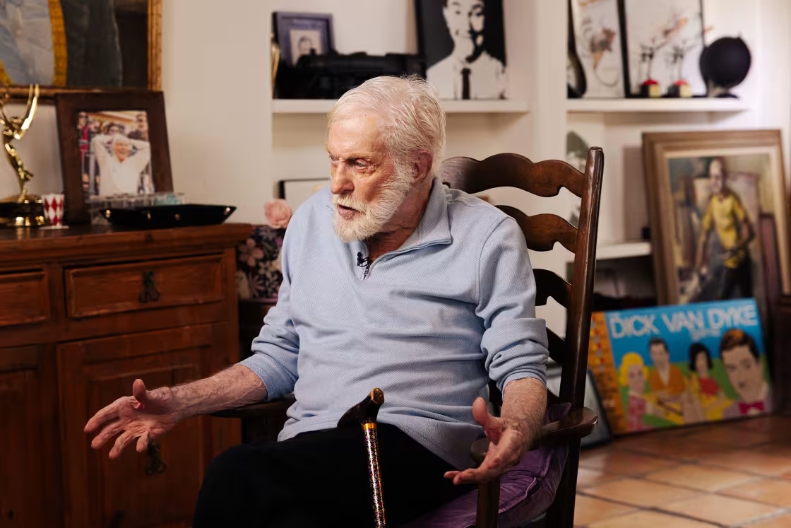 dick van dyke 3 te 251117 d64d82.jpg.avif