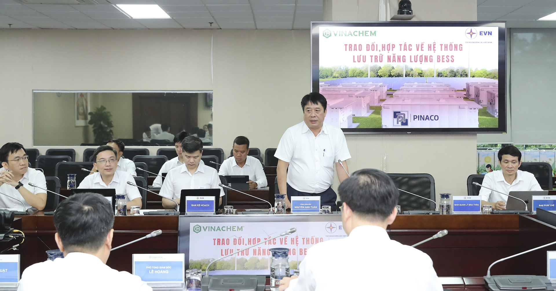 EVN và Vinachem hợp tác nghiên cứu phát triển pin lưu trữ năng lượng BESS
