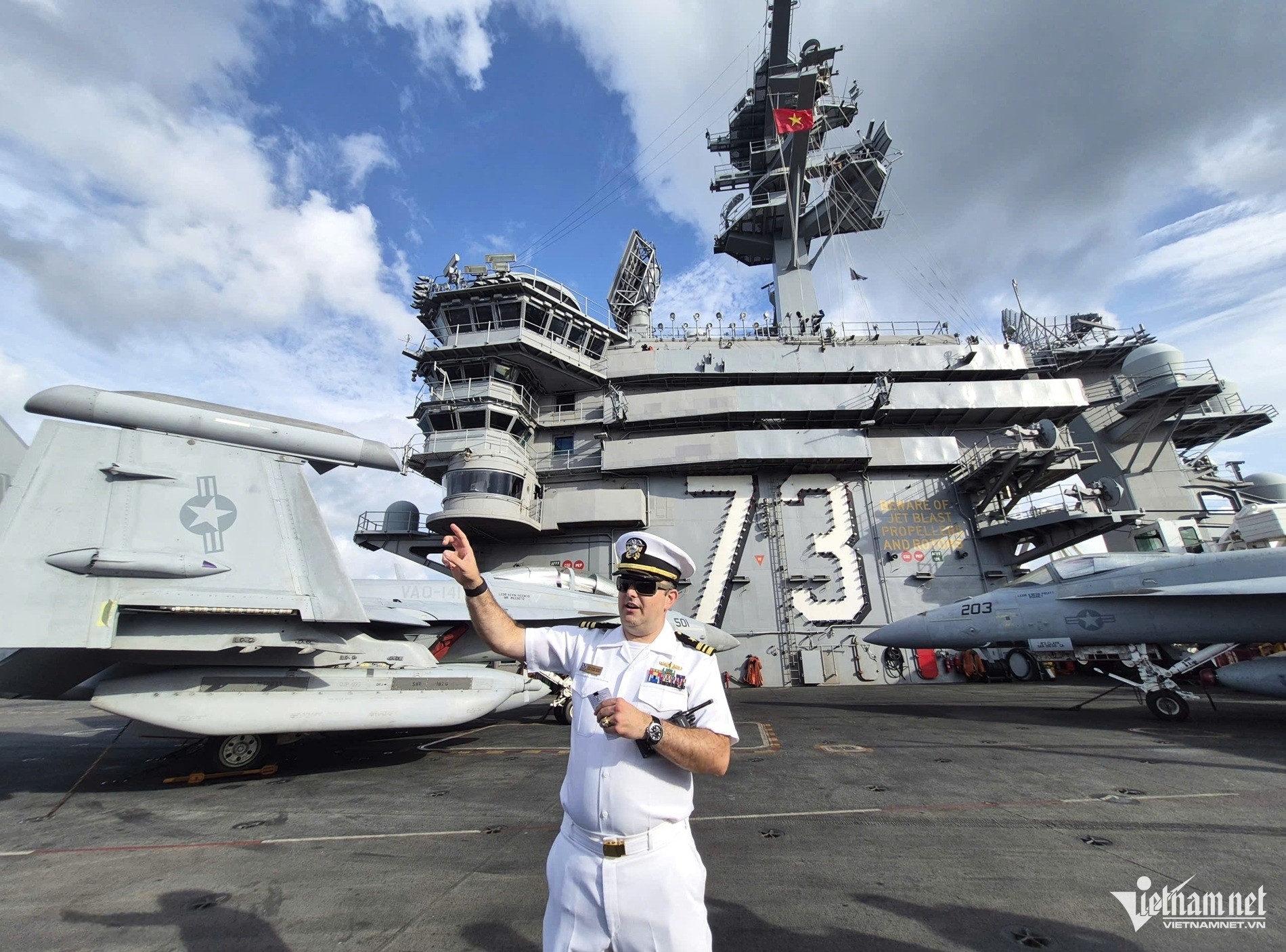 W-san bay22.jpg