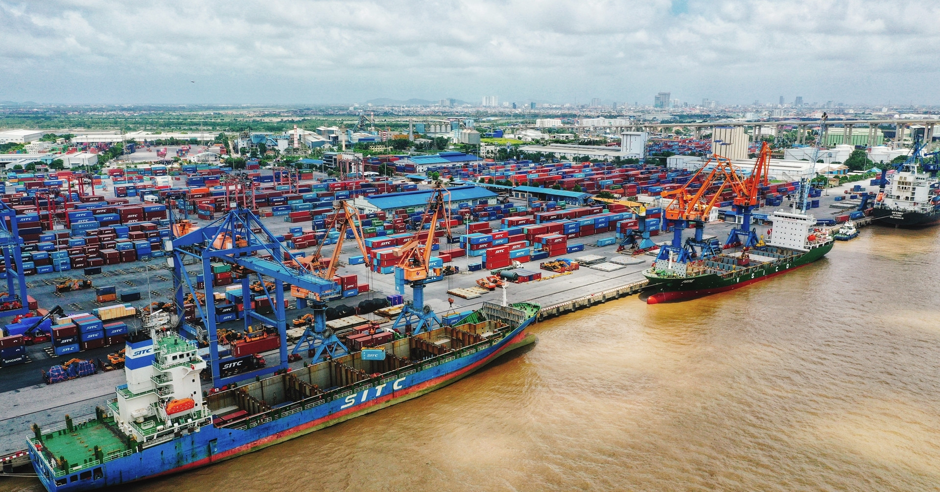 Doanh nghiệp nhà nước muốn thành "đầu tàu": Vướng nhất ở quyền tự chủ