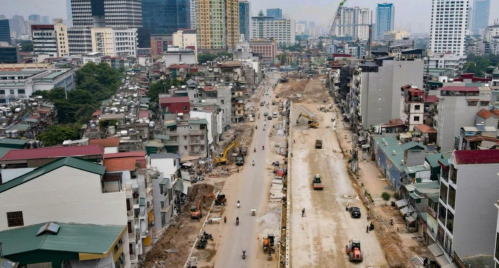 Hà Nội: Cận cảnh dự án &amp;apos;đường đắt nhất hành tinh&amp;apos; đang chạy đua về đích