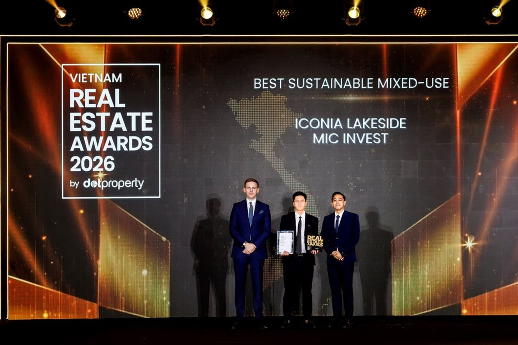 Iconia Lakeside nhận giải Dự án phức hợp phát triển bền vững tốt nhất Việt Nam