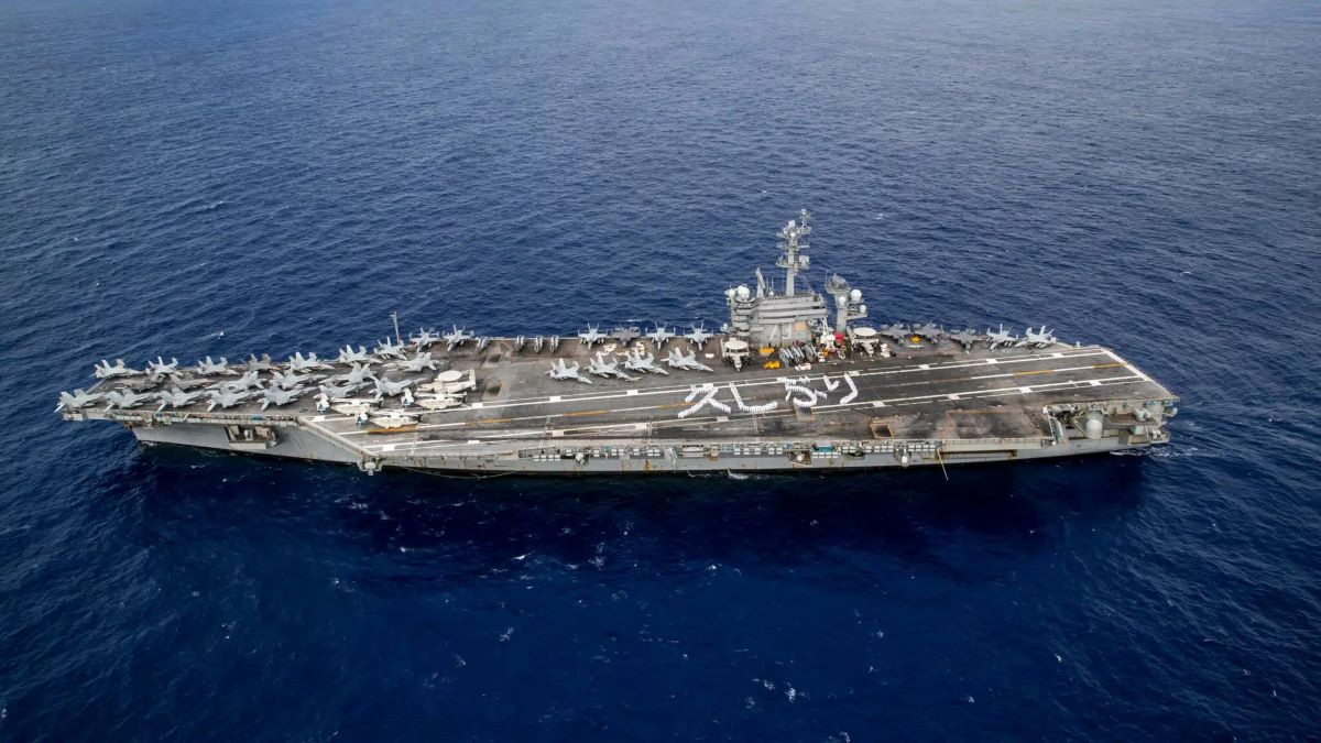 Tàu sân bay CVN 73 USS George Washington.jpg