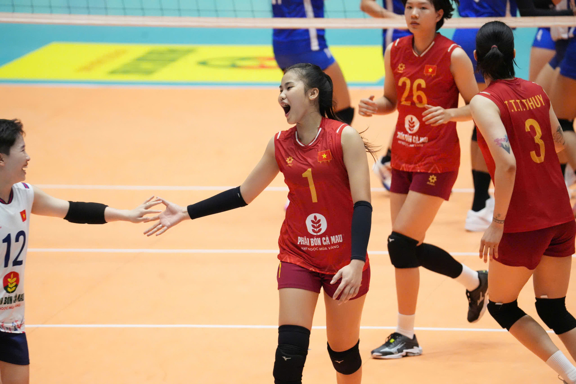 tuyen bong chuyen nu viet nam philippines 6.jpg