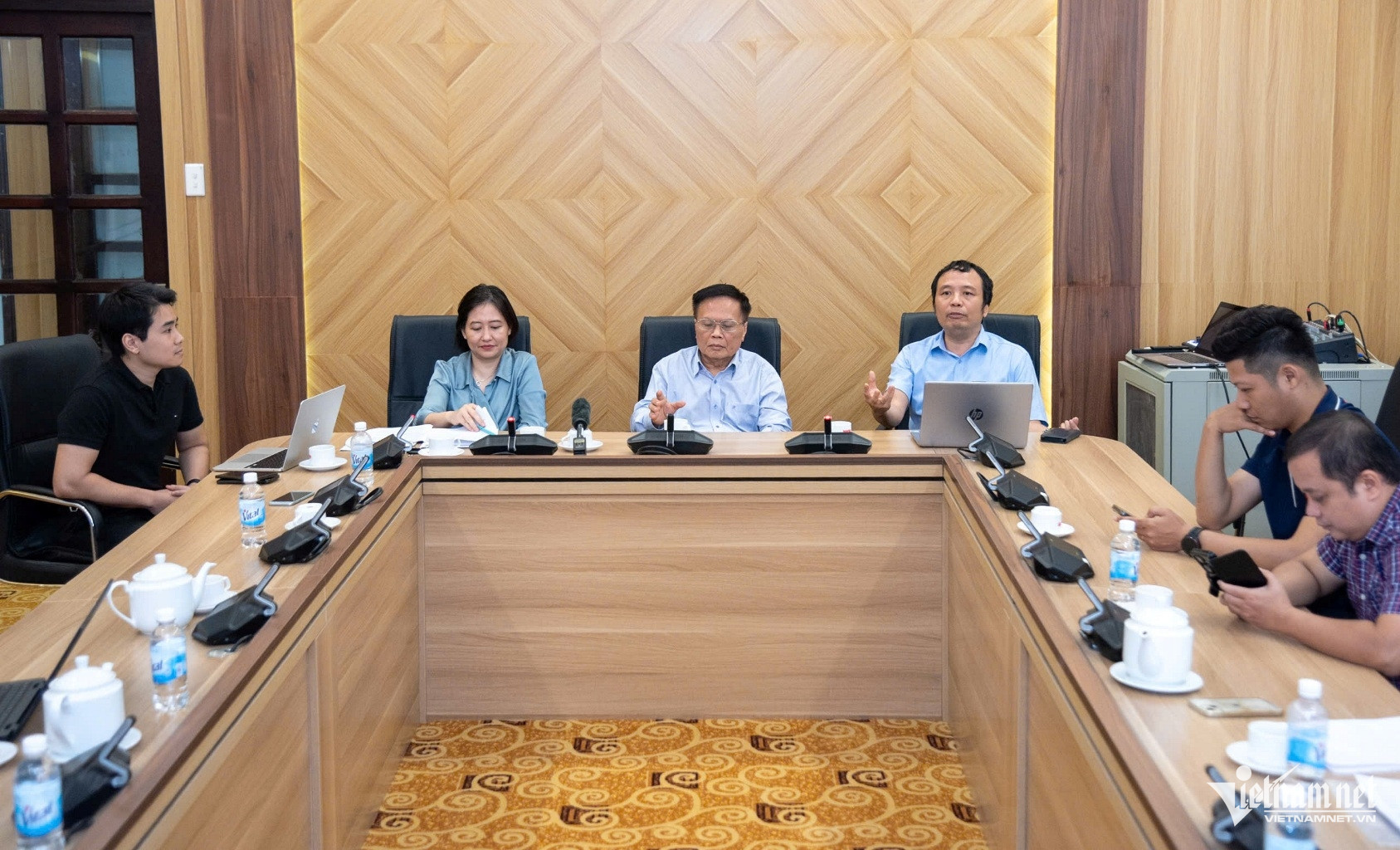 W-toa dam doanh nghiep nha nuoc.jpg