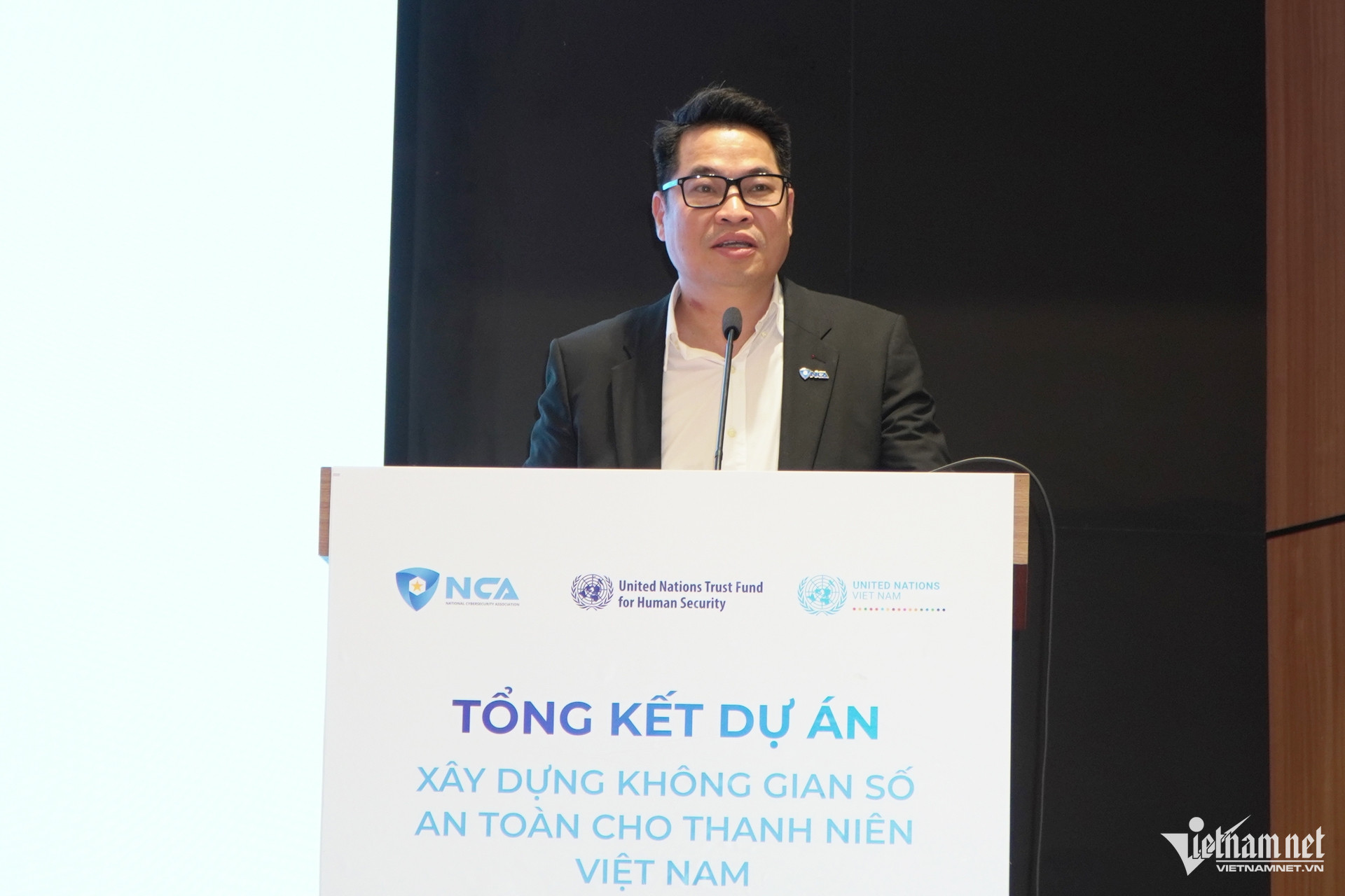 W-xay dung so tay an ninh so 001.JPG.jpg