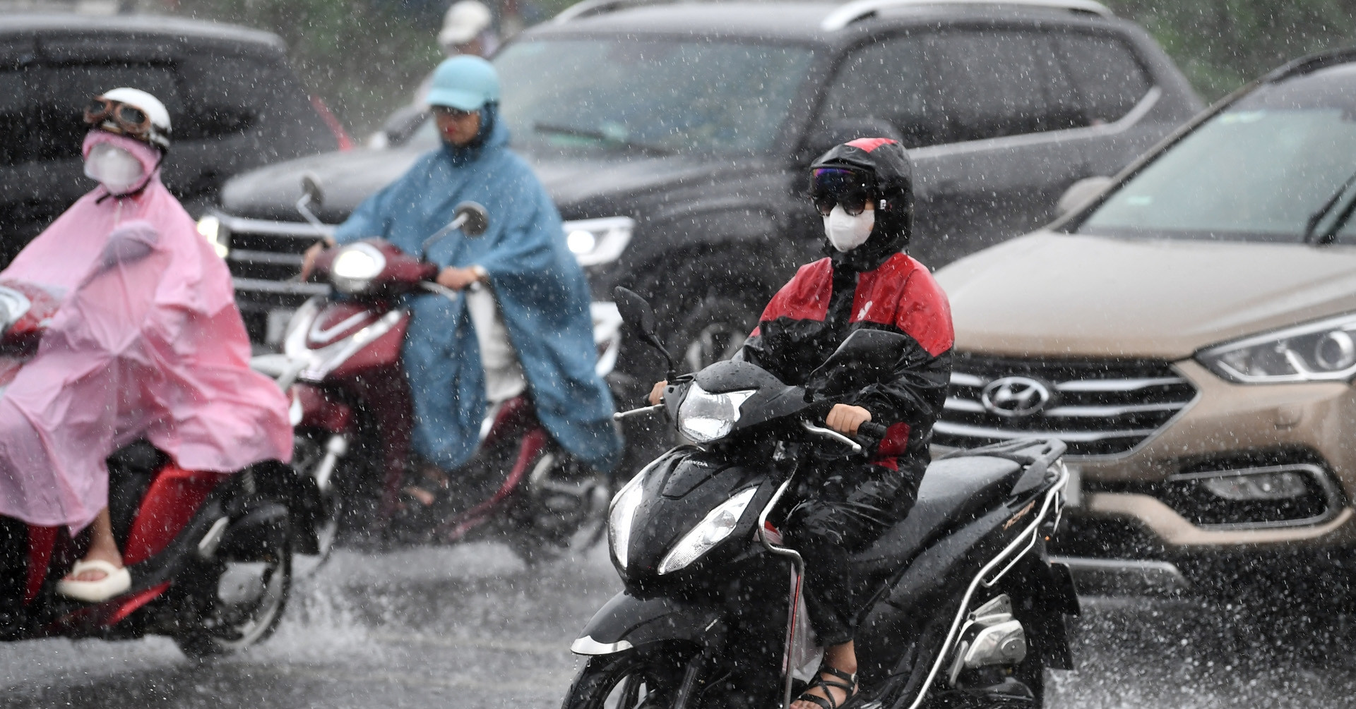 Dự báo thời tiết 5/7/2026: Miền Bắc mưa lớn do hoàn lưu bão số 1 Maysak