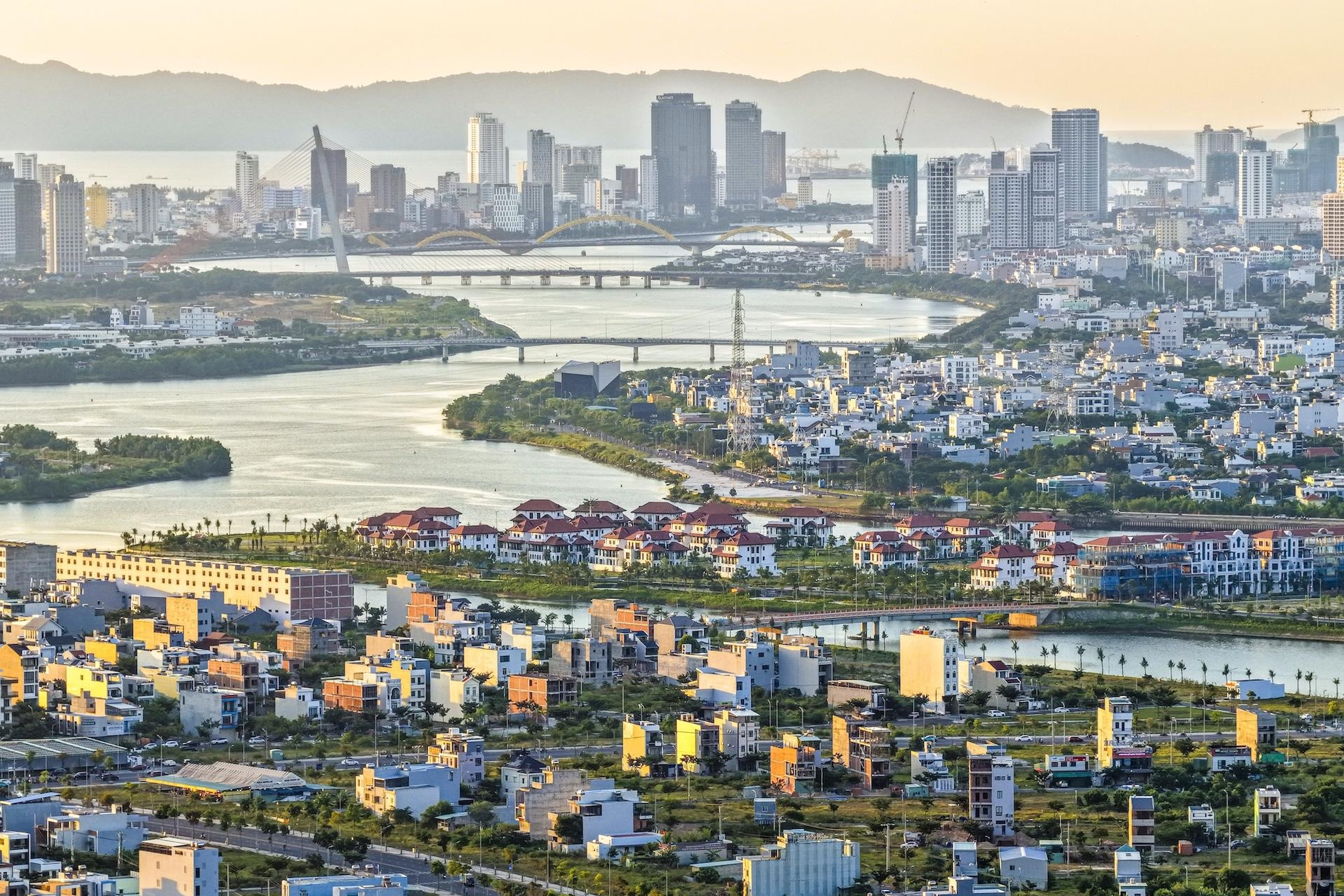 BĐS khu Nam Đà Nẵng tạo sức hút với vị trí ‘sơn thủy hữu tình’