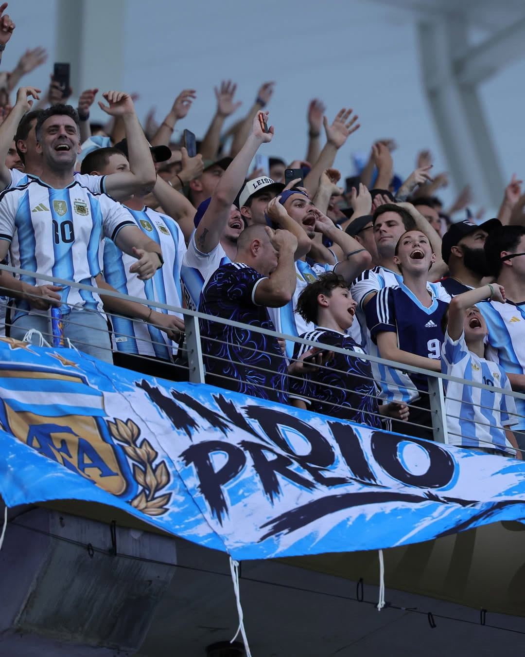 https://static-images.vnncdn.net/vps_images_publish/000001/000003/2026/7/4/cdv-argentina-1553.jpeg