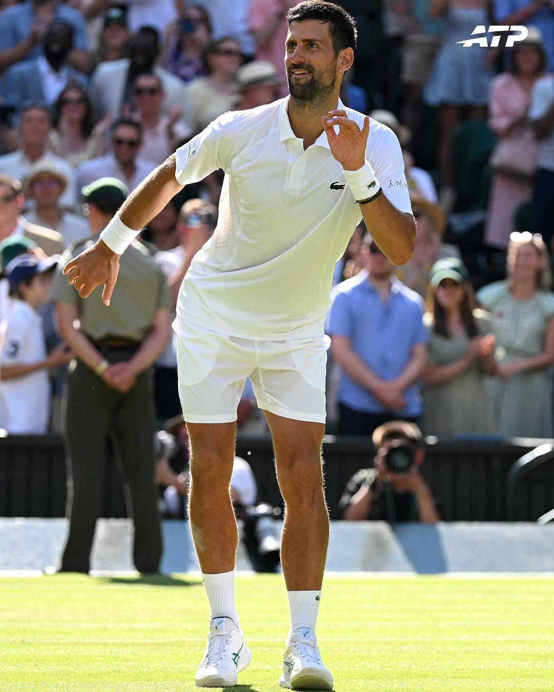 https://static-images.vnncdn.net/vps_images_publish/000001/000003/2026/7/4/novak-djokovic-26.jpg