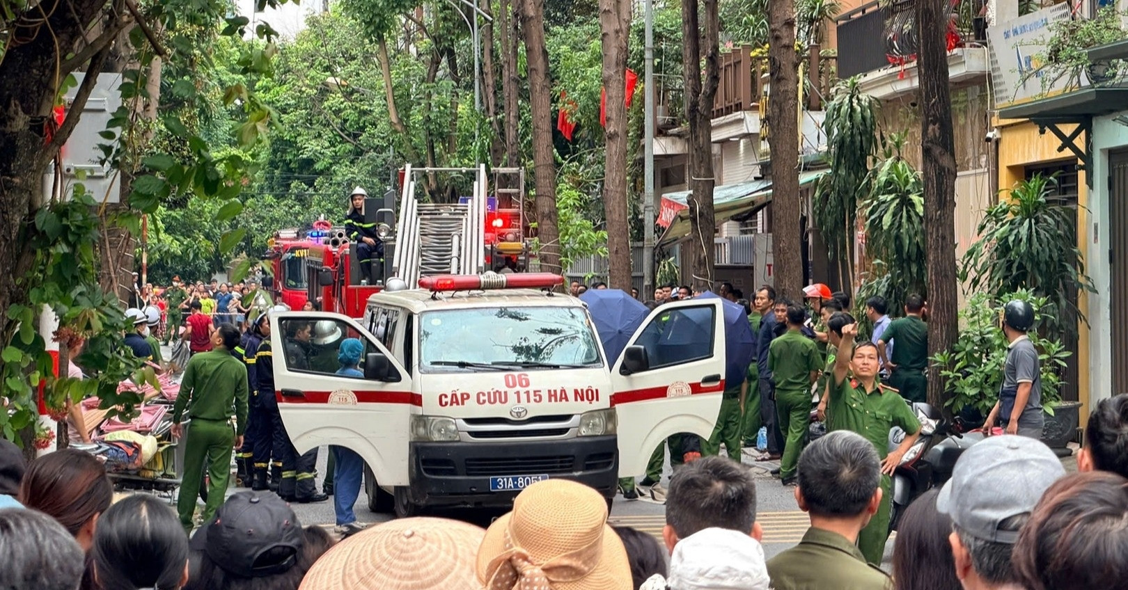 Sức khoẻ nạn nhân 13 tuổi trong vụ cháy biệt thự ở Văn Phú ra sao?